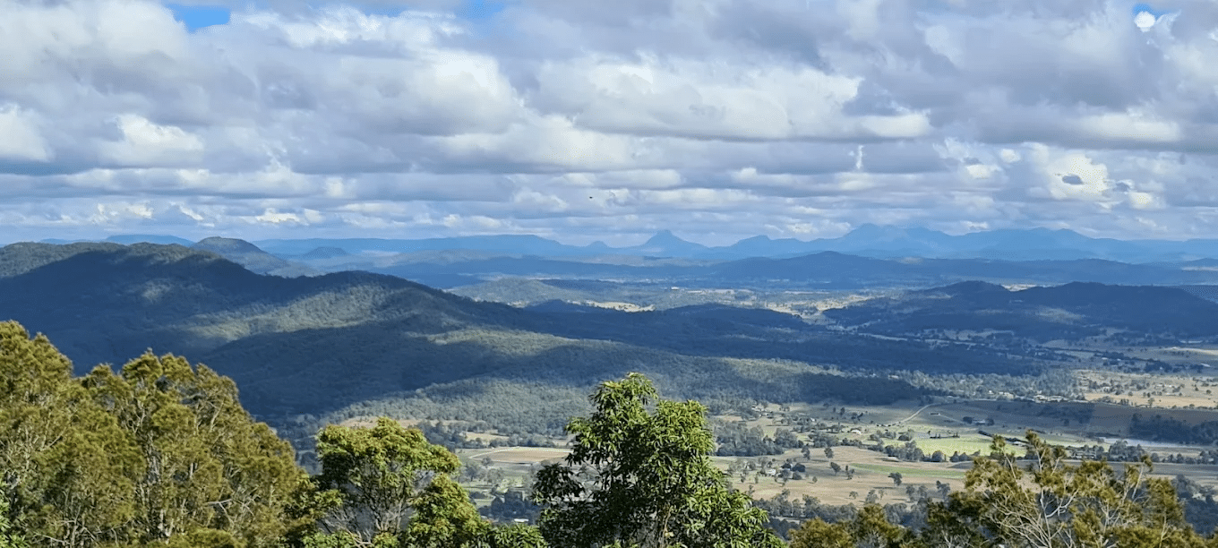 Scenic valley and mountains on Gold Coast nature day trip