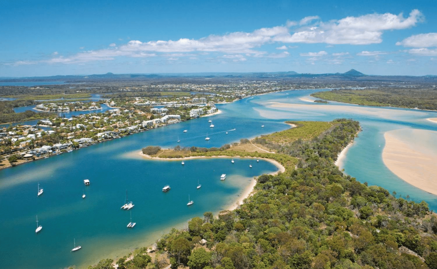 Boats in Queensland waters from above
