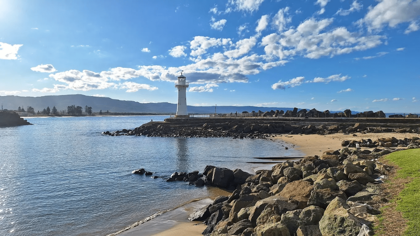 Lighthouse on a beach in Wollongong for senior outings