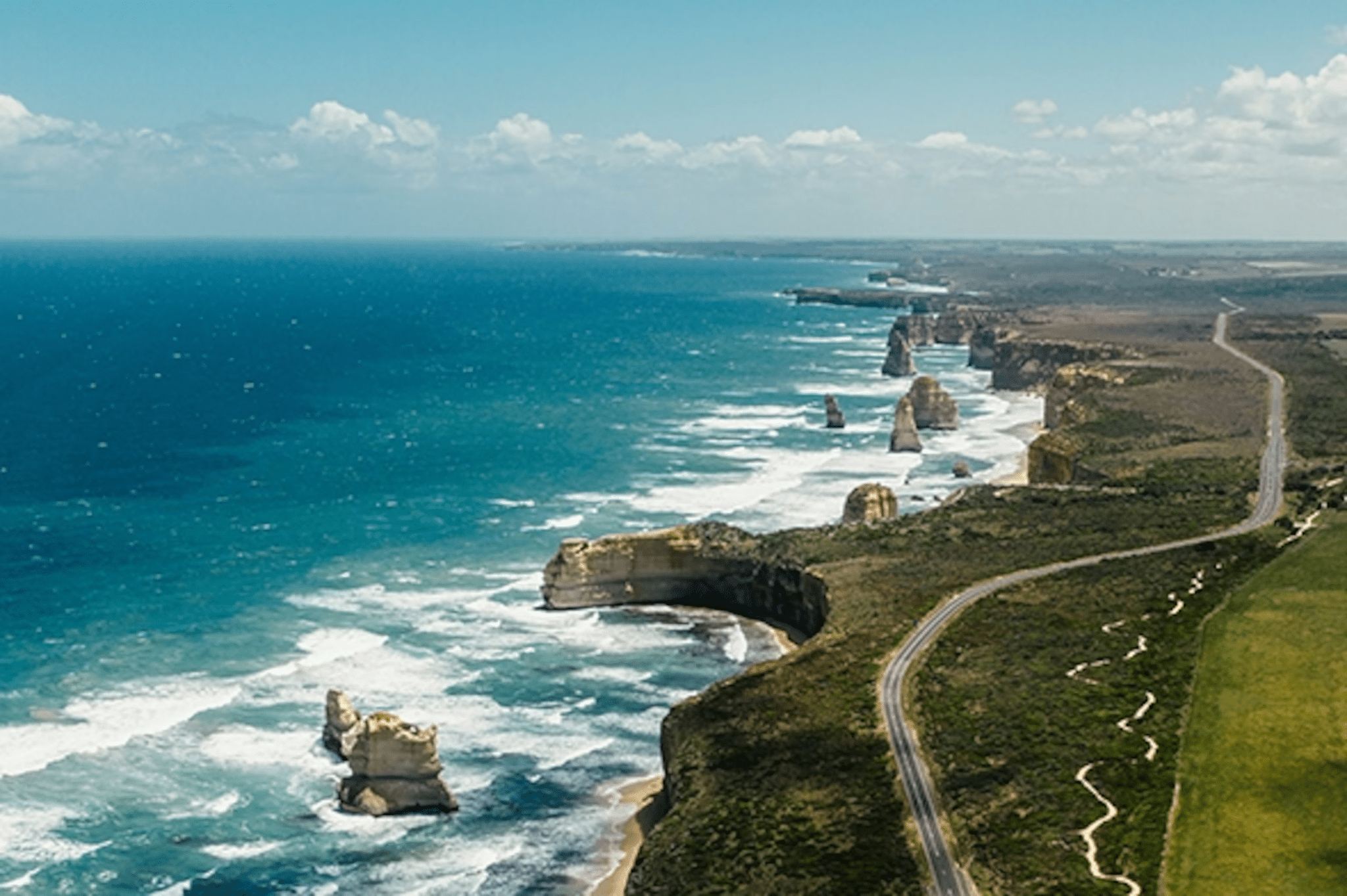 Scenic ocean view with cliffs near Melbourne