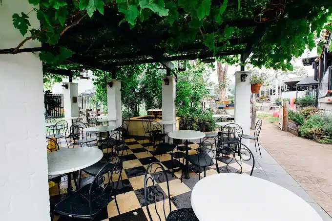 attractions card 6 image casula