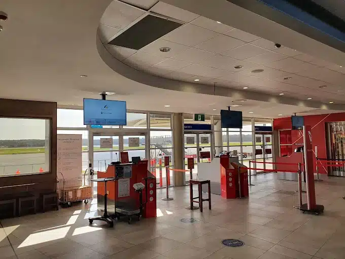 ballina byron gateway airport bnk