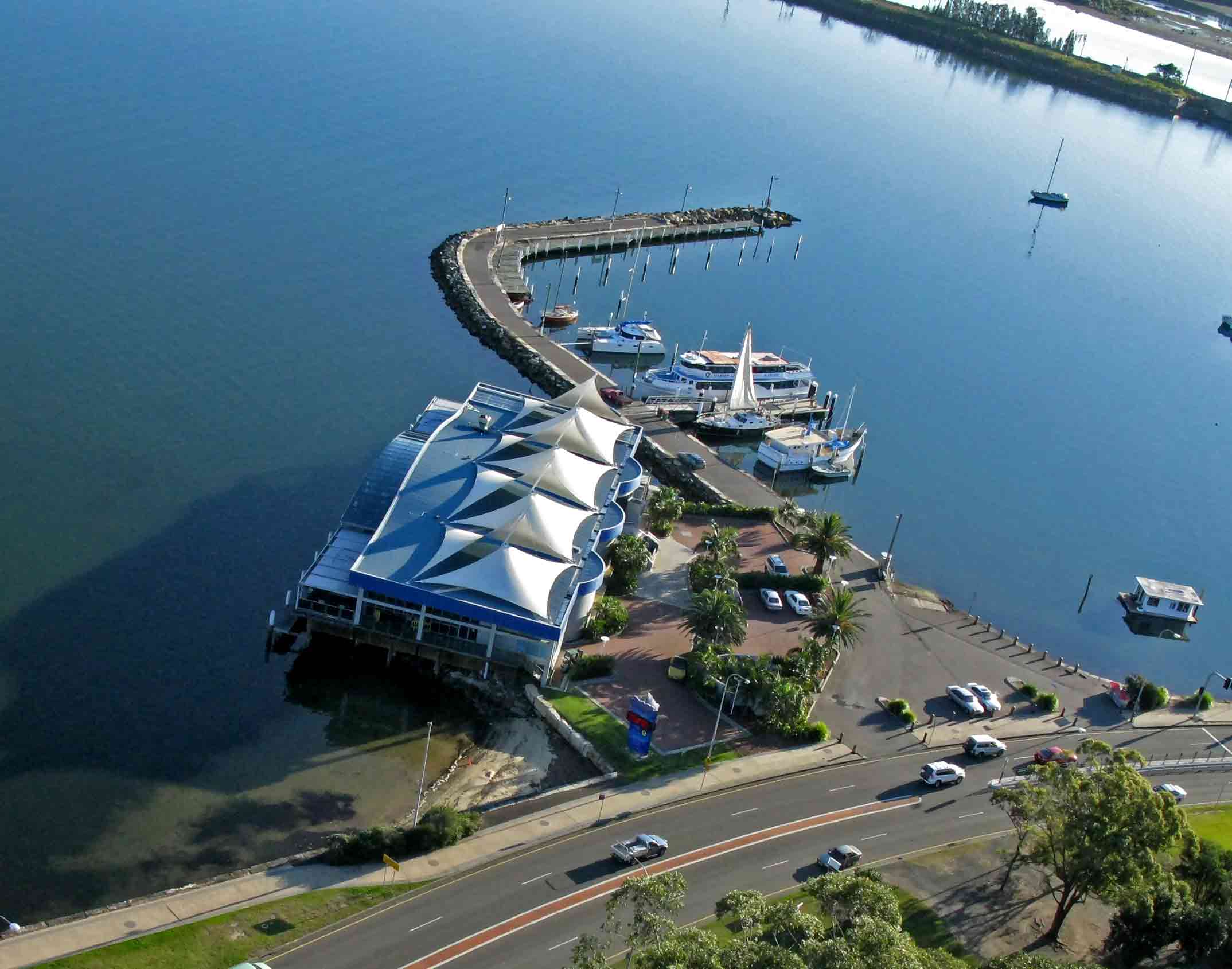 gosford waterfront brisbane water
