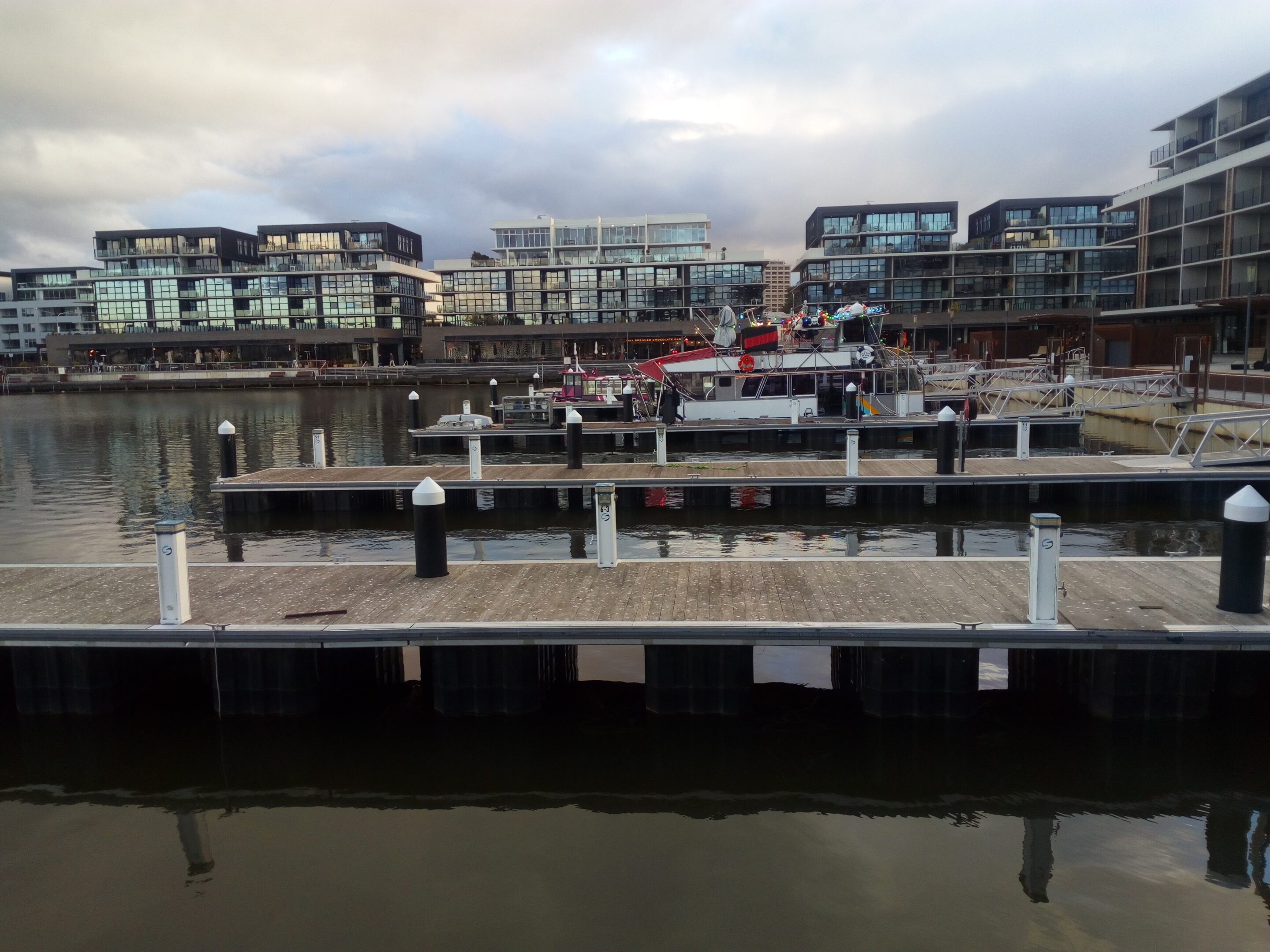 kingston foreshore scaled