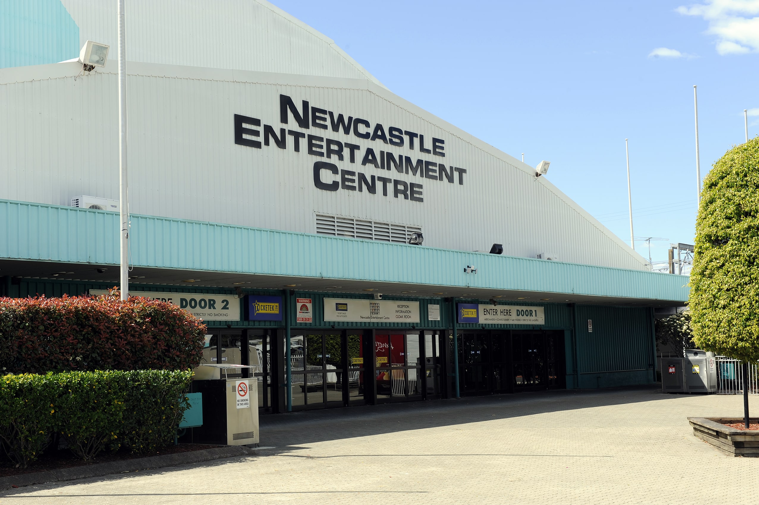 newcastle entertainment centre showground