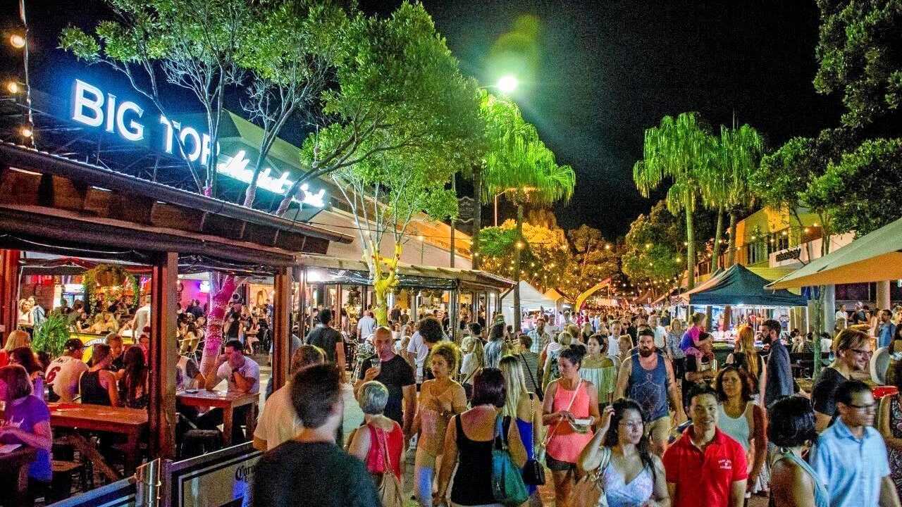 ocean street dining precinct